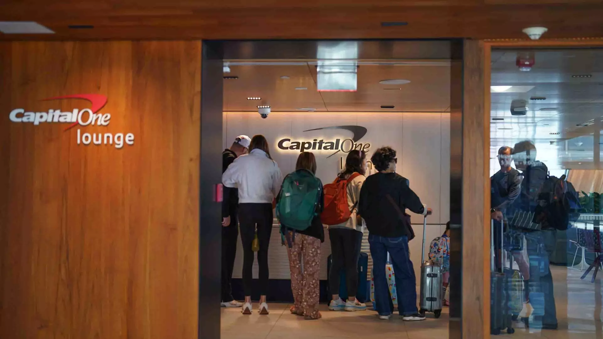 5 Disturbing Trends in Airport Lounge Access That Will Change Travel Forever