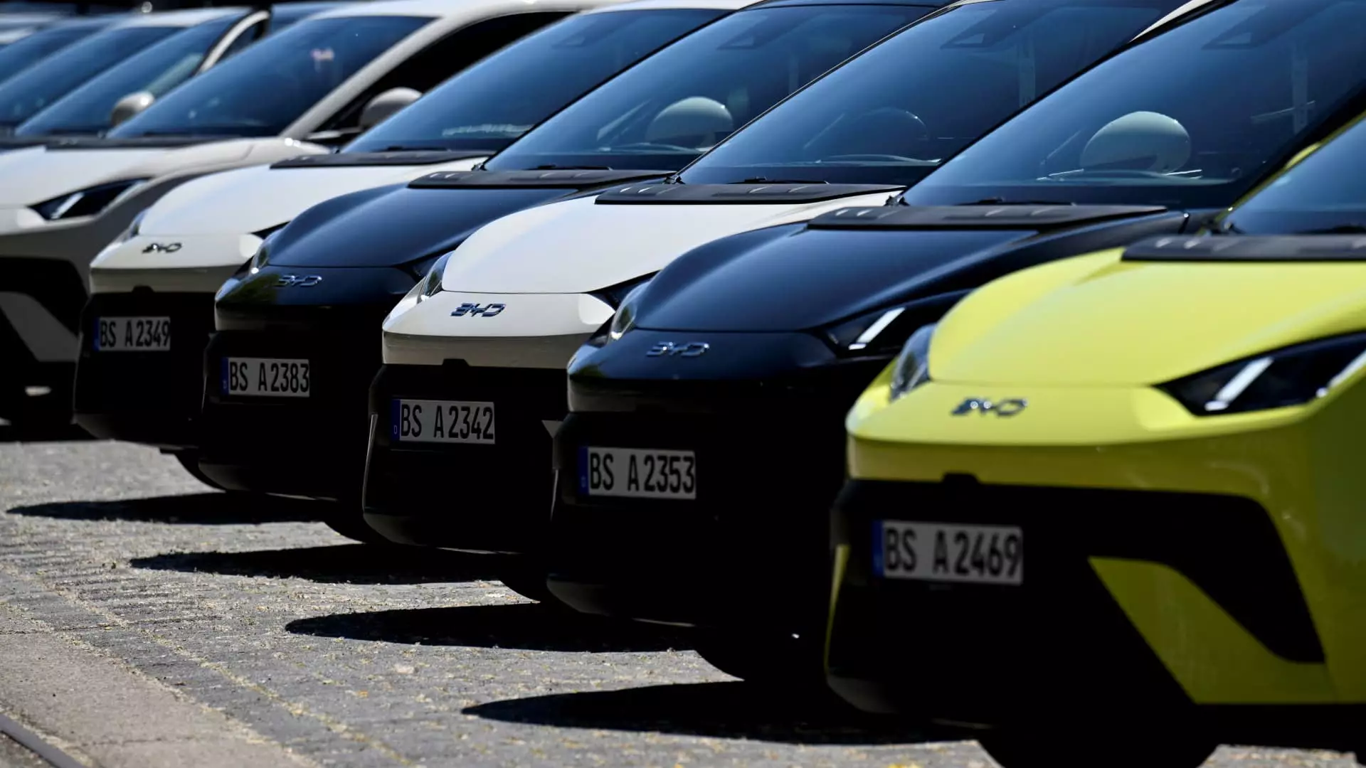 7 Game-Changing Insights from China’s Electric Vehicle Price War