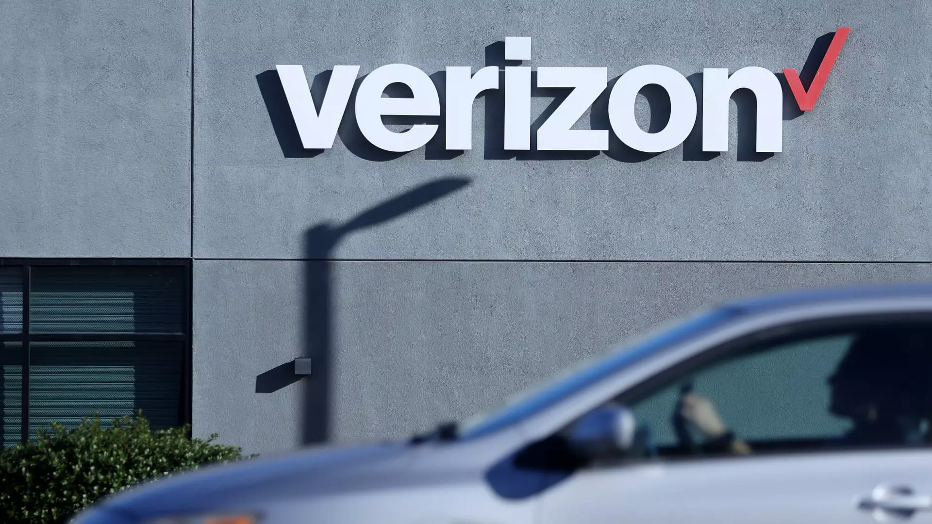 3 Dividend Stocks with Thriving Prospects Amid Economic Uncertainty