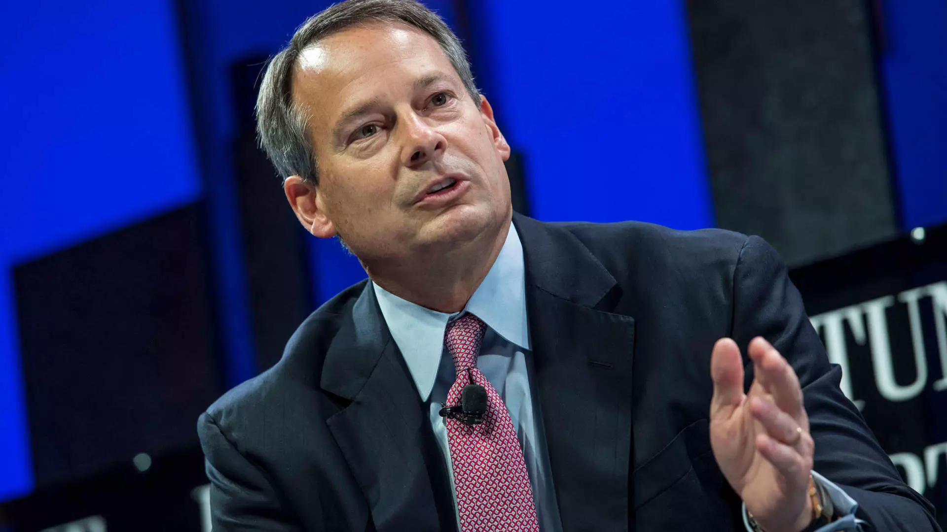 Executives’ Stock Sales Reveal Deep Uncertainty: What They Are Hiding Behind Their Moves