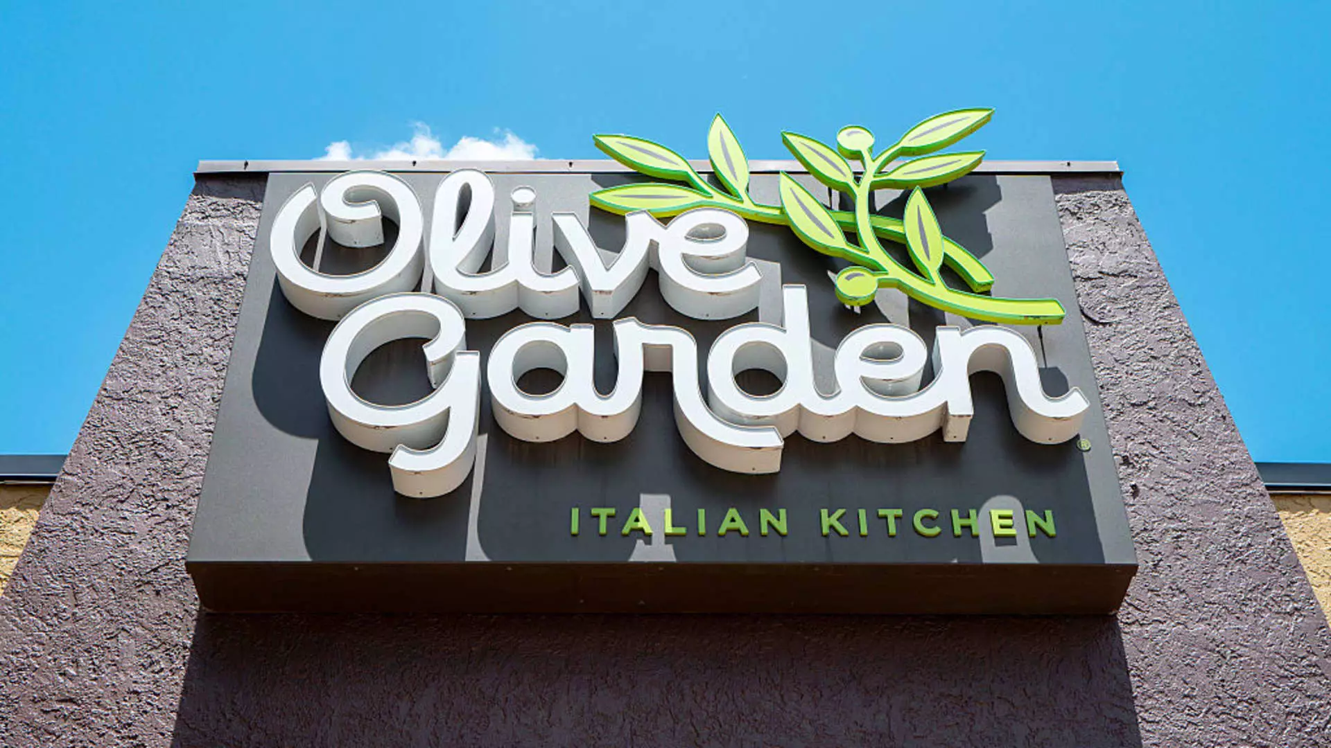 Why Darden’s Latest Performance Might Be a Warning Sign for Overhyped Casual Dining